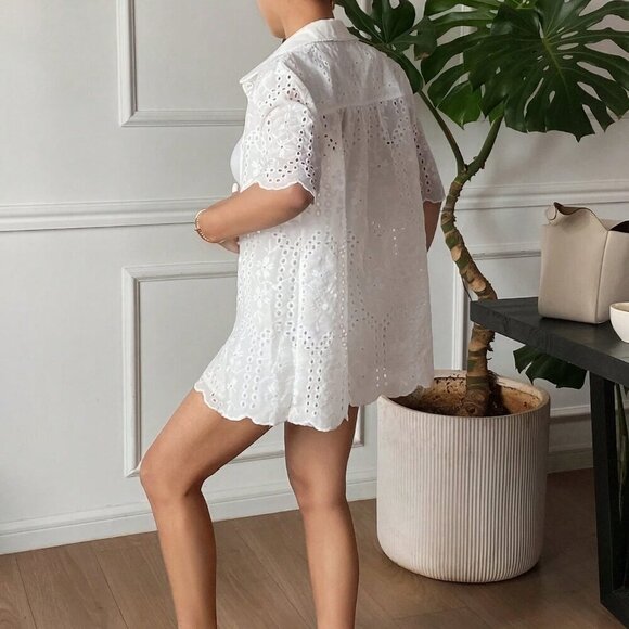 White Casual Women's Front Button Short Sleeve Top And Shorts Set - Picture 3 of 7